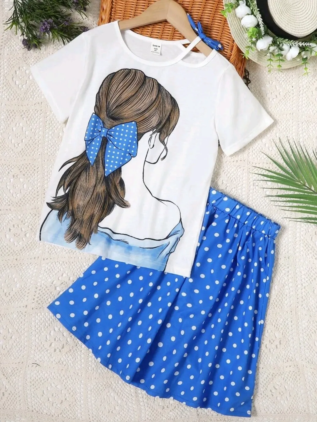 Blusa con dibujo falda de puntos