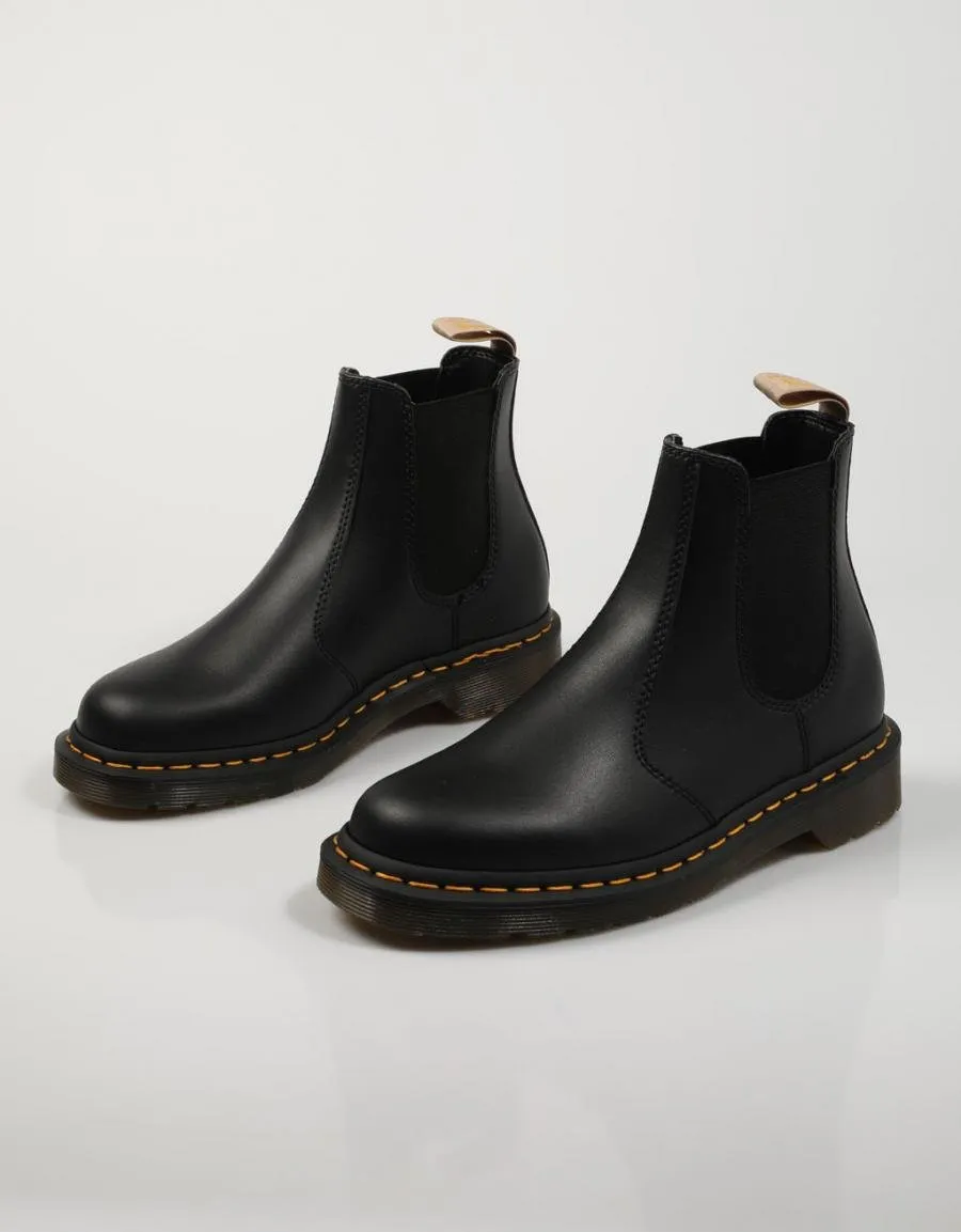  bottines DR MARTENS Vegan 2976 en Noir 77278