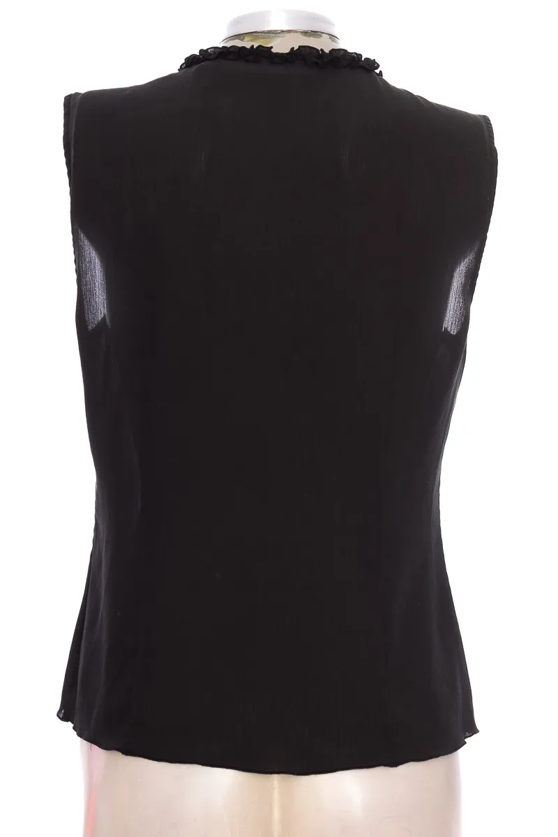 Top / Camiseta color Negro - Axcess